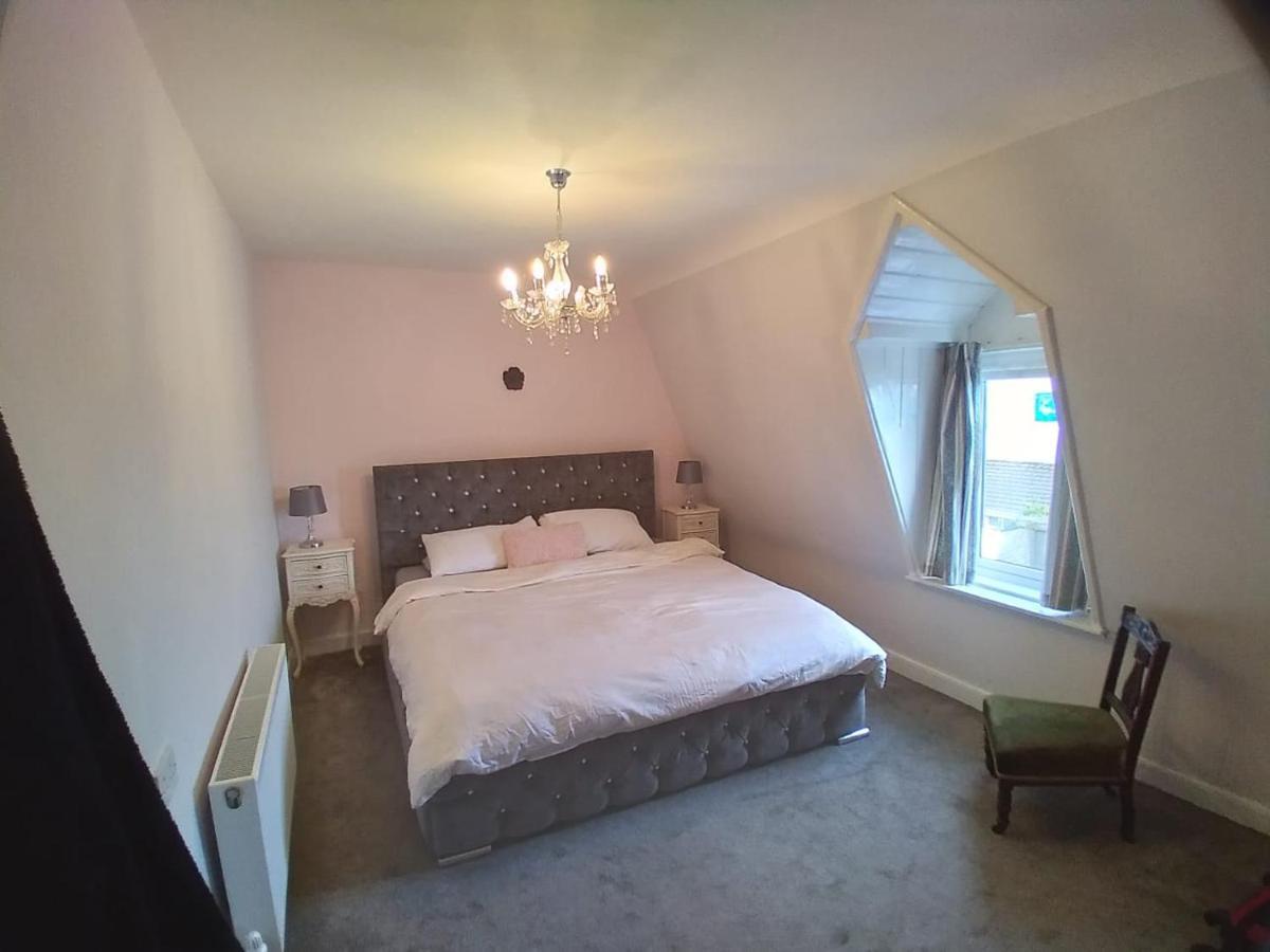 Sea View Cottage, 2 Bedrooms With Stunning Views An Cóbh Esterno foto
